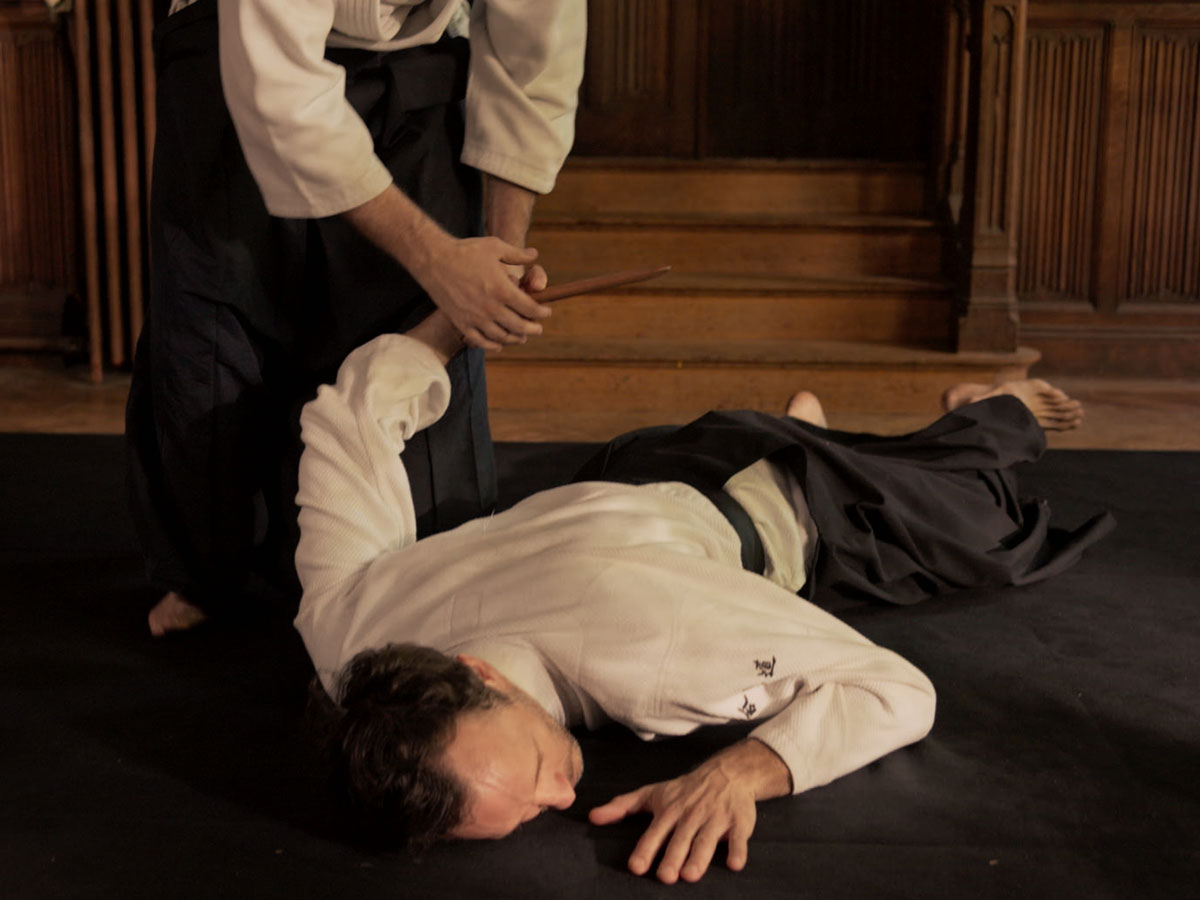 Contact Aikido APA14